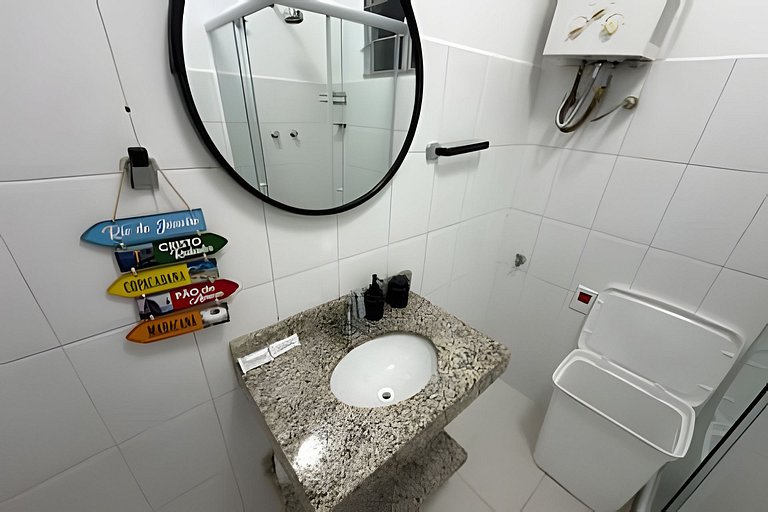 VISTA MAR | Cama King | Poucos Passos da Praia