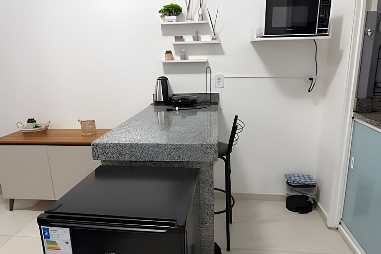 VISTA MAR | Cama King | Poucos Passos da Praia