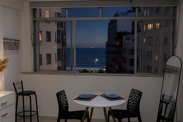 VISTA MAR | Cama King | Poucos Passos da Praia